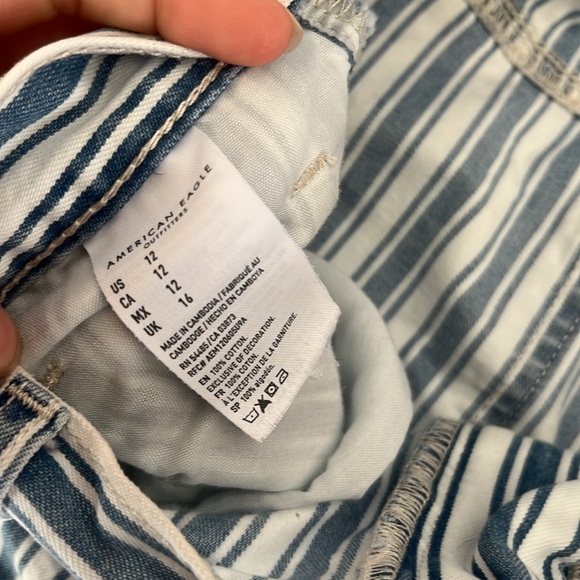 Super high waisted American eagle shorts - Picture 3 of 4